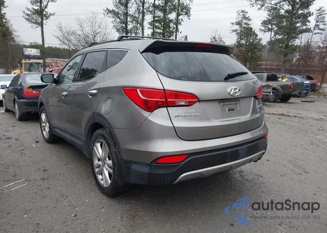 2013 Hyundai Santa Fe Sport 2.0T z USA, uszkodzony, nr VIN 5XYZU3LA8DG122932